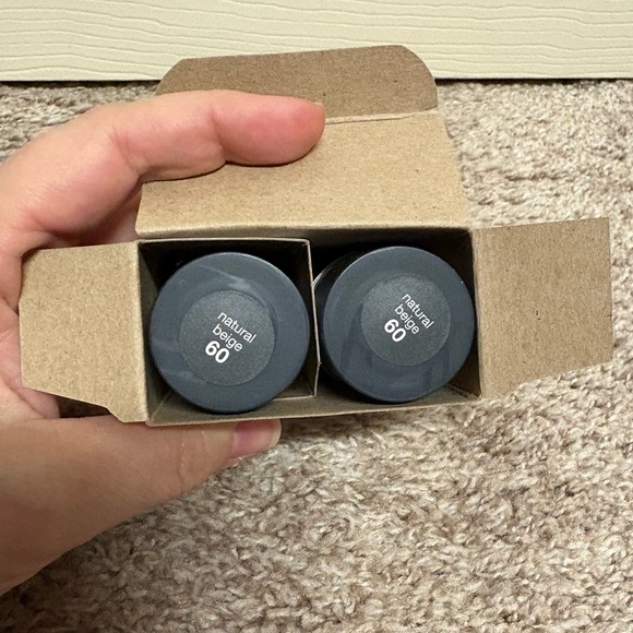 Neutrogena Shine Control Liquid Makeup SPF 20 Natural Beige 60 1 Oz 2 pack NEW - Picture 5 of 9